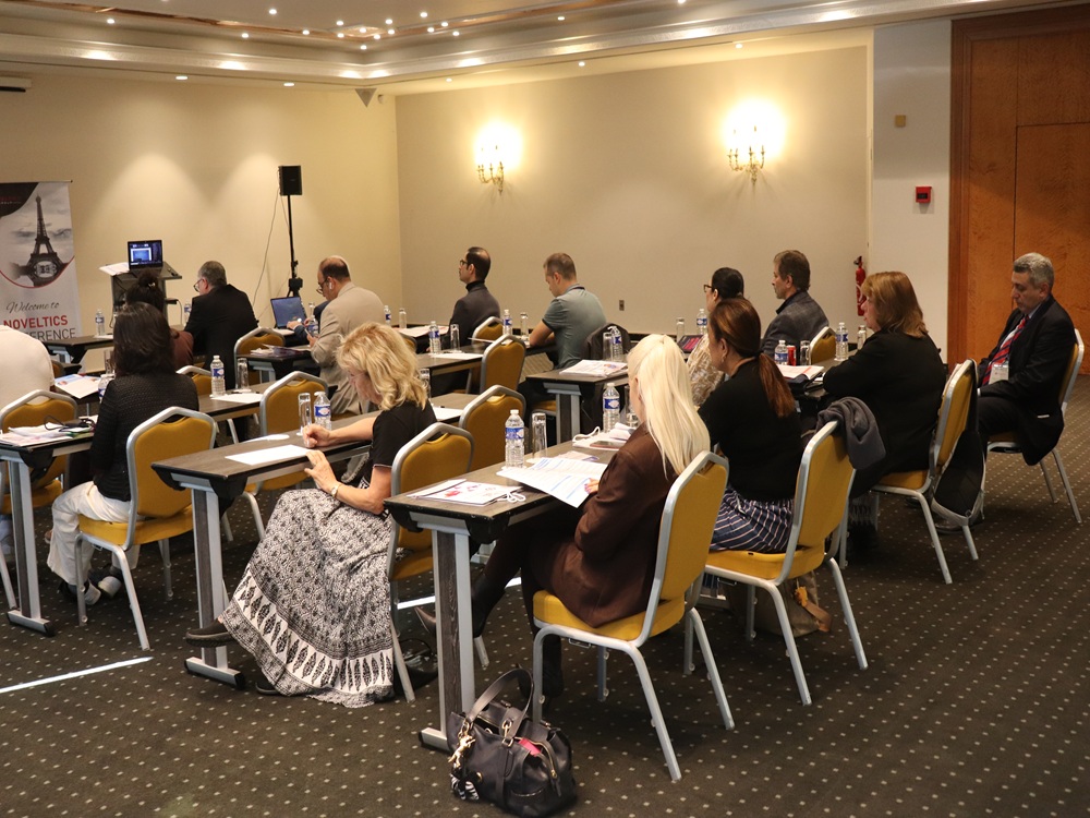 Healthcare Conference-Delegates-Listners-Novelticsgroup